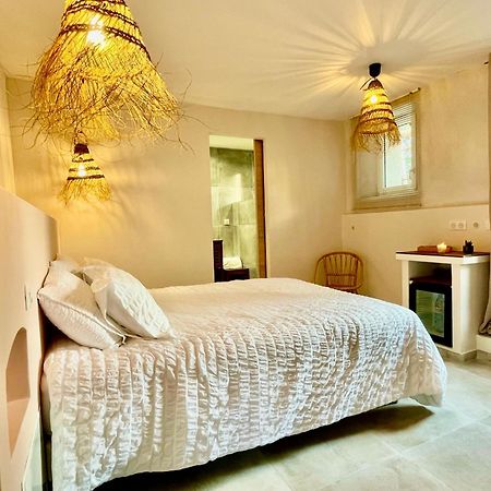 La Parenthese Du Var - Chambre D'Hotes Petits Dejeuners Inclus Et Terrasse Ombragee Saint-Antonin-du-Var Ngoại thất bức ảnh